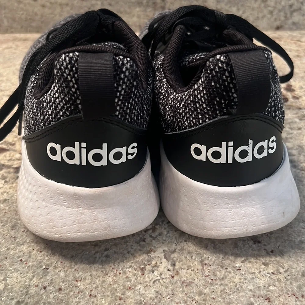 Mens Adidas - Picture 3 of 6